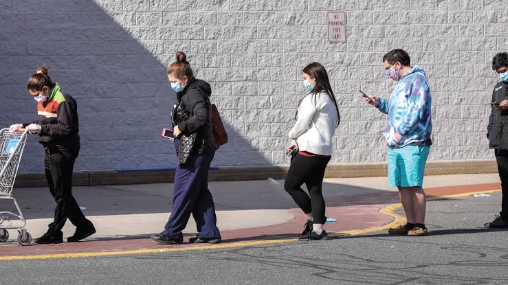 People waiting to get tested for Covid